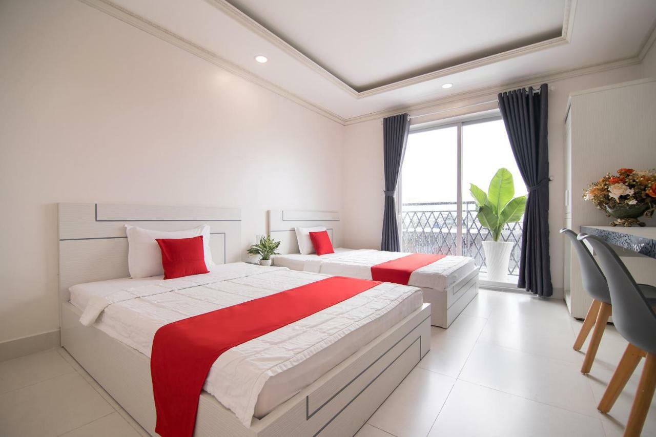 Bin Bin Hotel 4 - Near Sunrise City D7 โฮจิมินห์ซิตี้ ภายนอก รูปภาพ