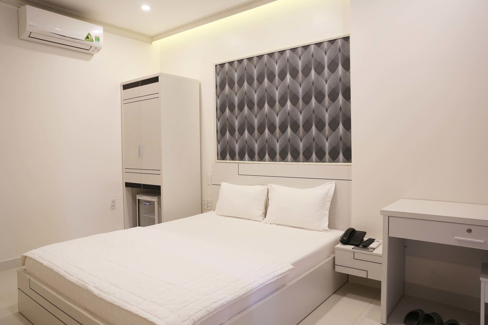 Bin Bin Hotel 4 - Near Sunrise City D7 โฮจิมินห์ซิตี้ ภายนอก รูปภาพ