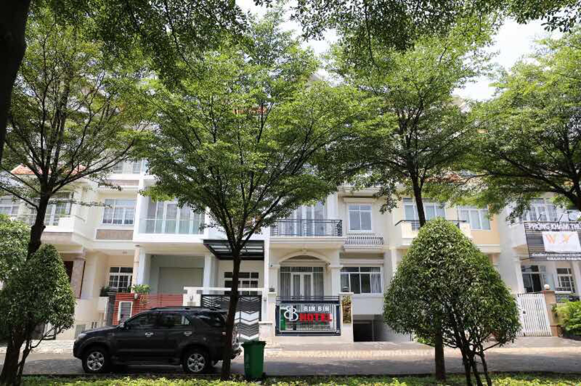 Bin Bin Hotel 4 - Near Sunrise City D7 โฮจิมินห์ซิตี้ ภายนอก รูปภาพ
